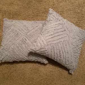 2 Magnolia Homes Gray Pillows